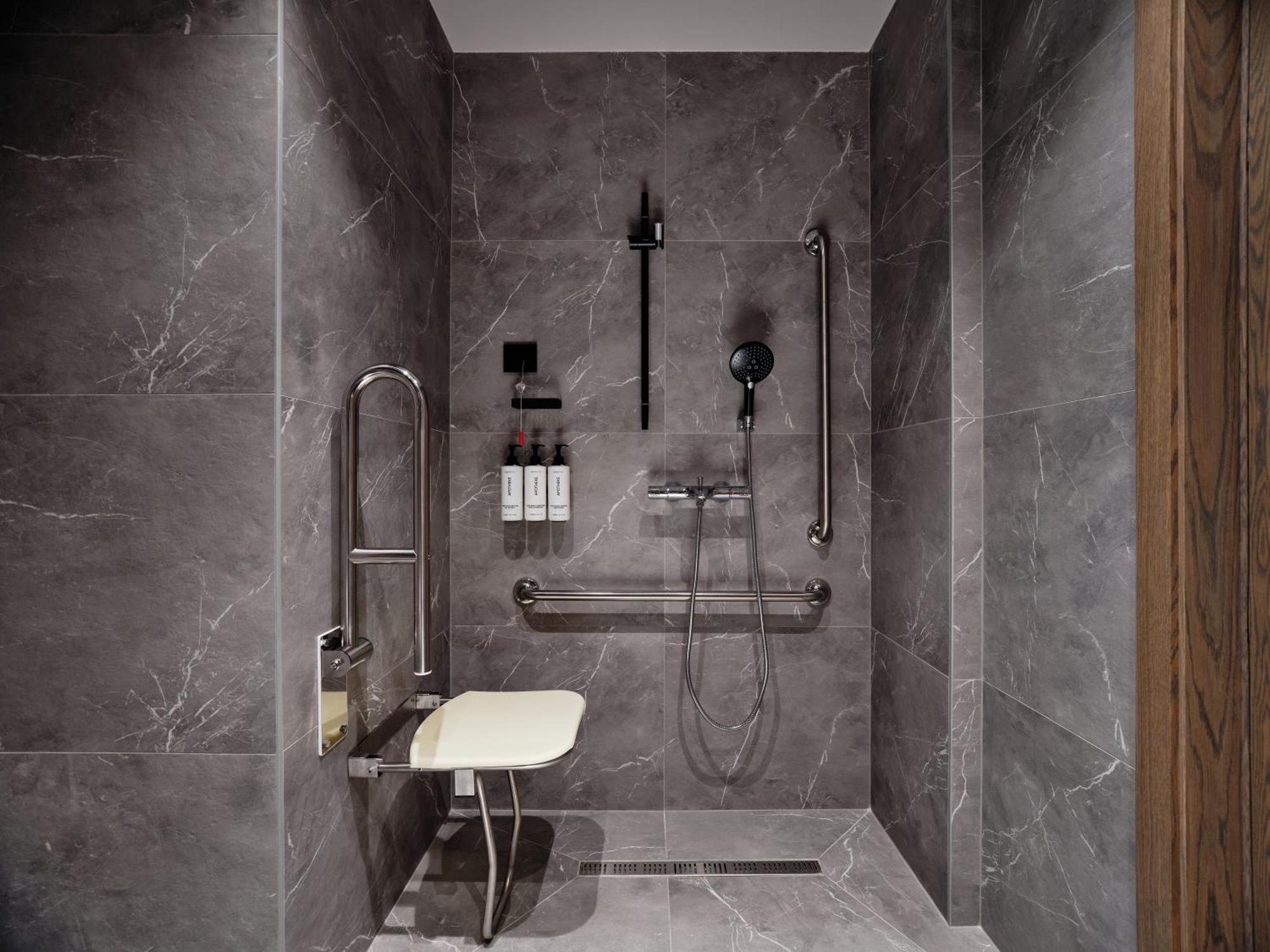 Crowne Plaza By Ihg Hotel Sofia