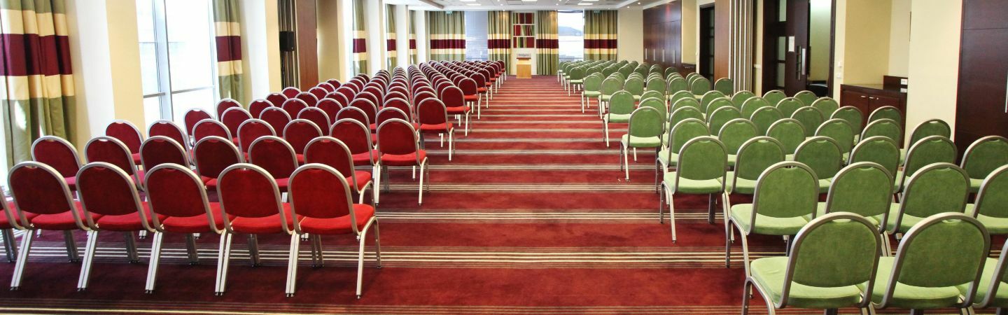 Crowne Plaza By Ihg Hotel 5*